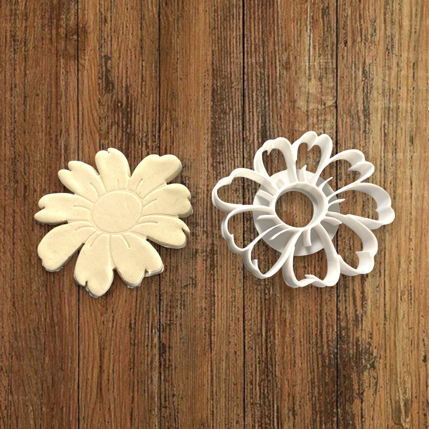 Emporte-pièce fleur Marguerite - dim 8x9 cm - pour réalisation biscuits sablés -Décoration gâteau-Fait maison-France 3D