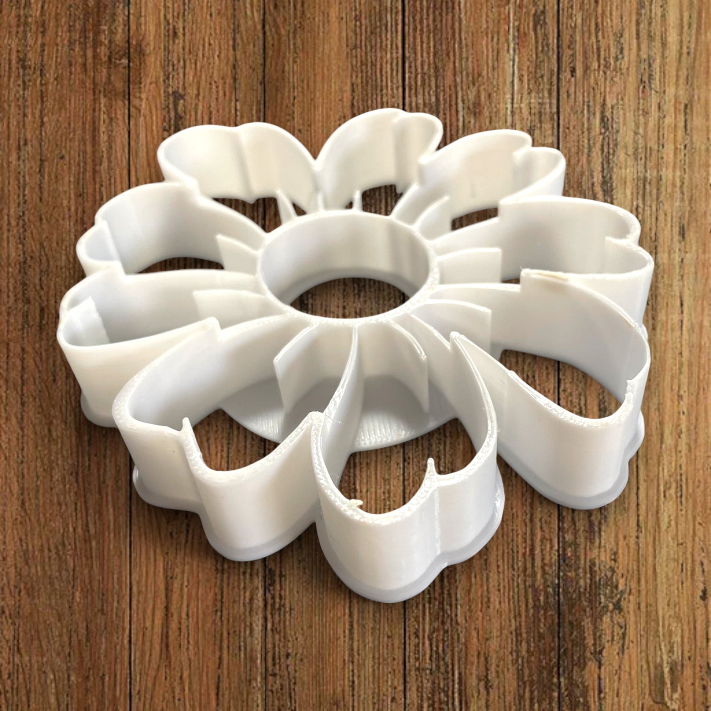 Emporte-pièce fleur Marguerite - dim 8x9 cm - pour réalisation biscuits sablés -Décoration gâteau-Fait maison-France 3D