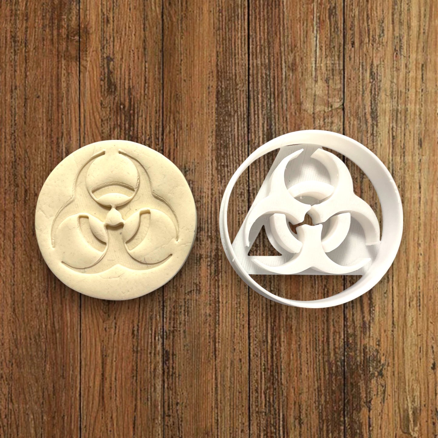 Emporte-pièce Logo Biohazard - dim 5.5cm - pour réalisation biscuits sablés -Décoration gâteau-Fait maison-France 3D