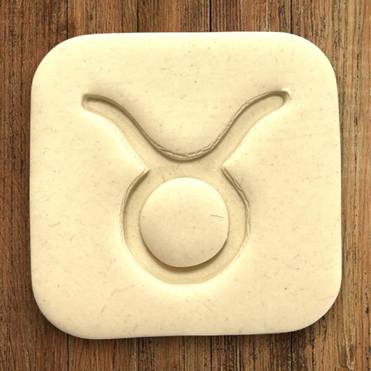 Emporte-pièce Signe Astrologie Taureau dim 5x5 cm - pour réalisation biscuits sablés -Décoration gâteau-Fait maison-France 3D