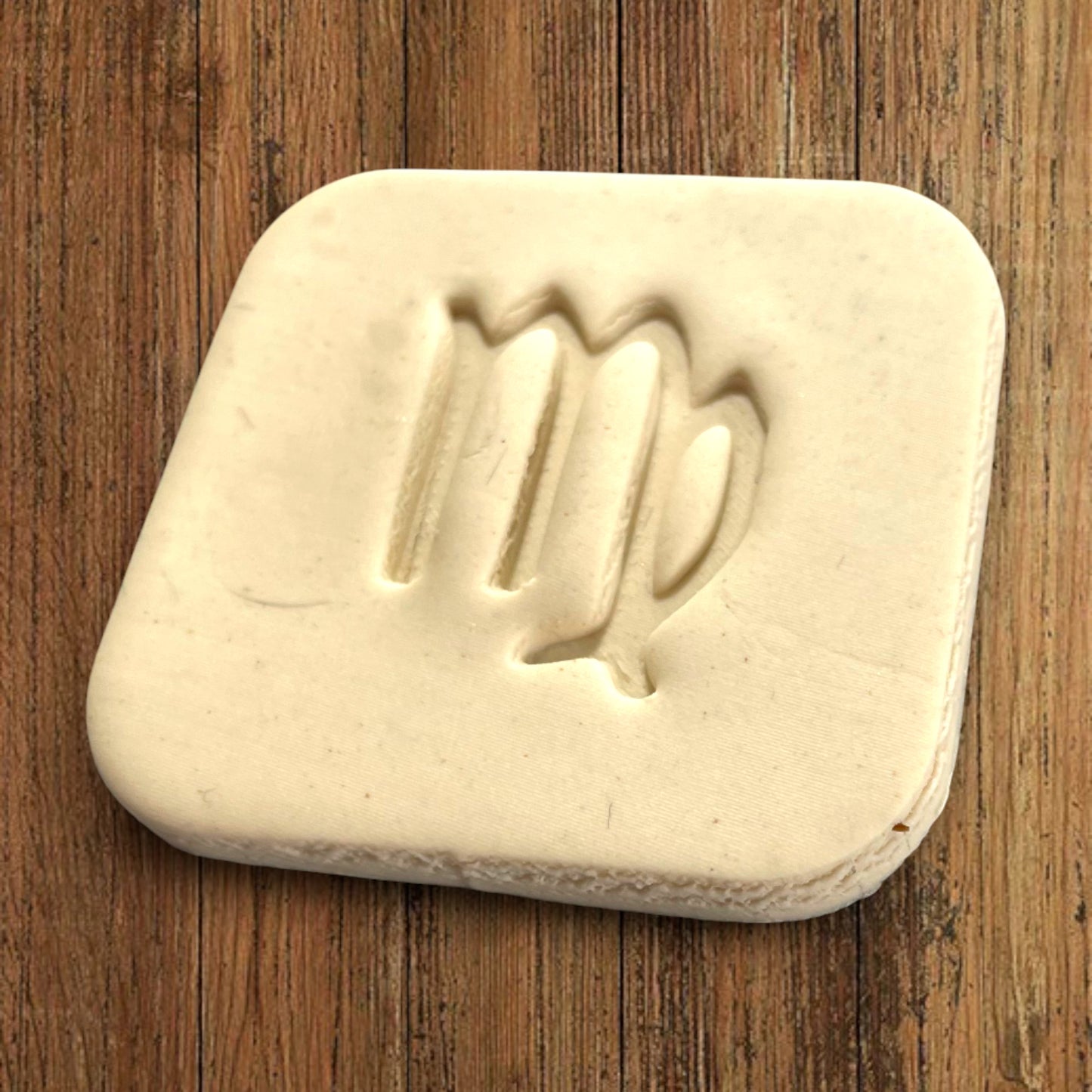 Emporte-pièce Signe Astrologie Vierge dim 5x5 cm - pour réalisation biscuits sablés -Décoration gâteau-Fait maison-France 3D