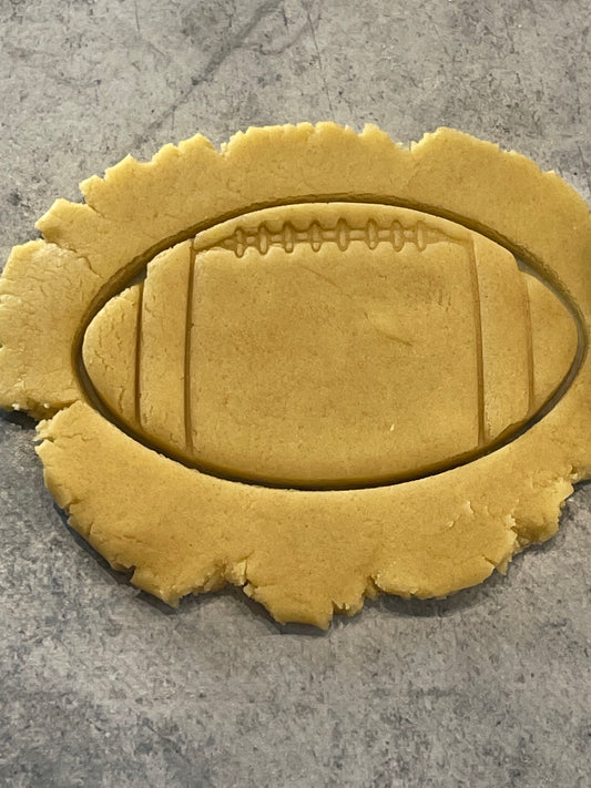 Emporte pièce Ballon NFL - Forme - pour la réalisaton de biscuit sablé, patisserie, pate à sucre -Décoration gateau-Fait maison- ELACE