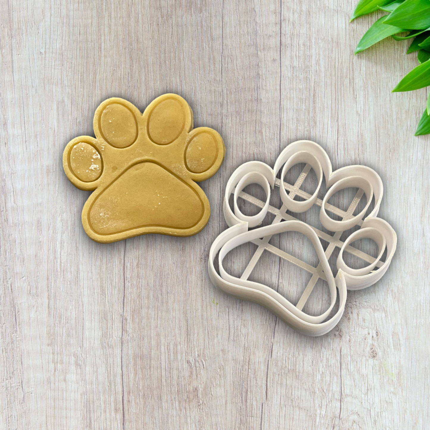 Emporte pièce Patte chien - Forme - pour la réalisaton de biscuit sablé, patisserie, pate à sucre -Décoration gateau-Fait maison- ELACE