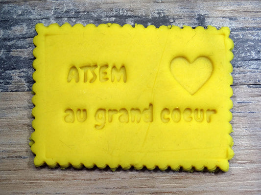 Emporte-pièce message ATSEM au grand coeur Patisserie, sablé, biscuit, pate à sucre, pate à modeler-Décoration gateau-Fait maison ELACE