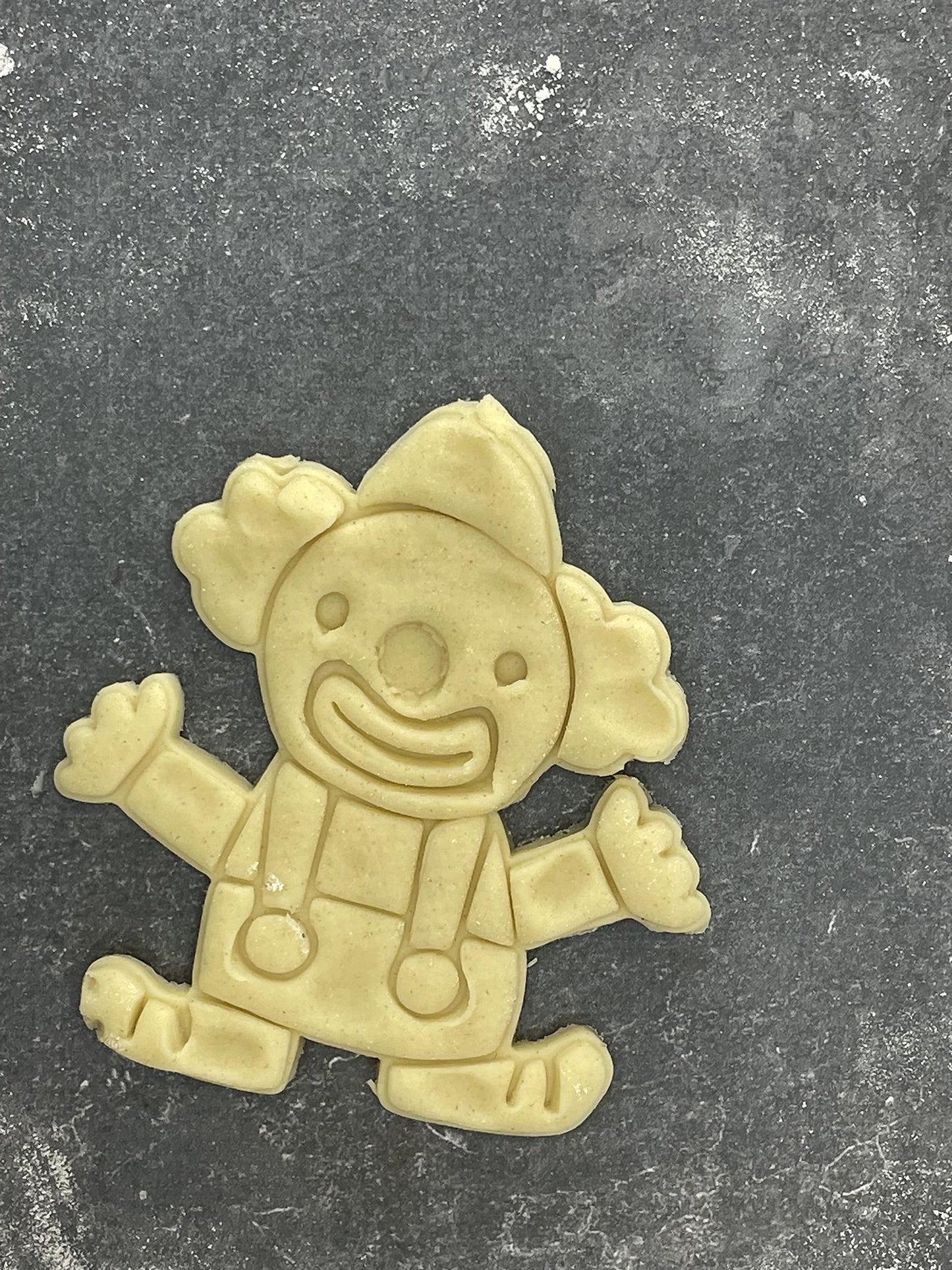 Emporte pièce Clown - Forme - pour la réalisaton de biscuit sablé, patisserie, pate à sucre -Décoration gateau-Fait maison- ELACE