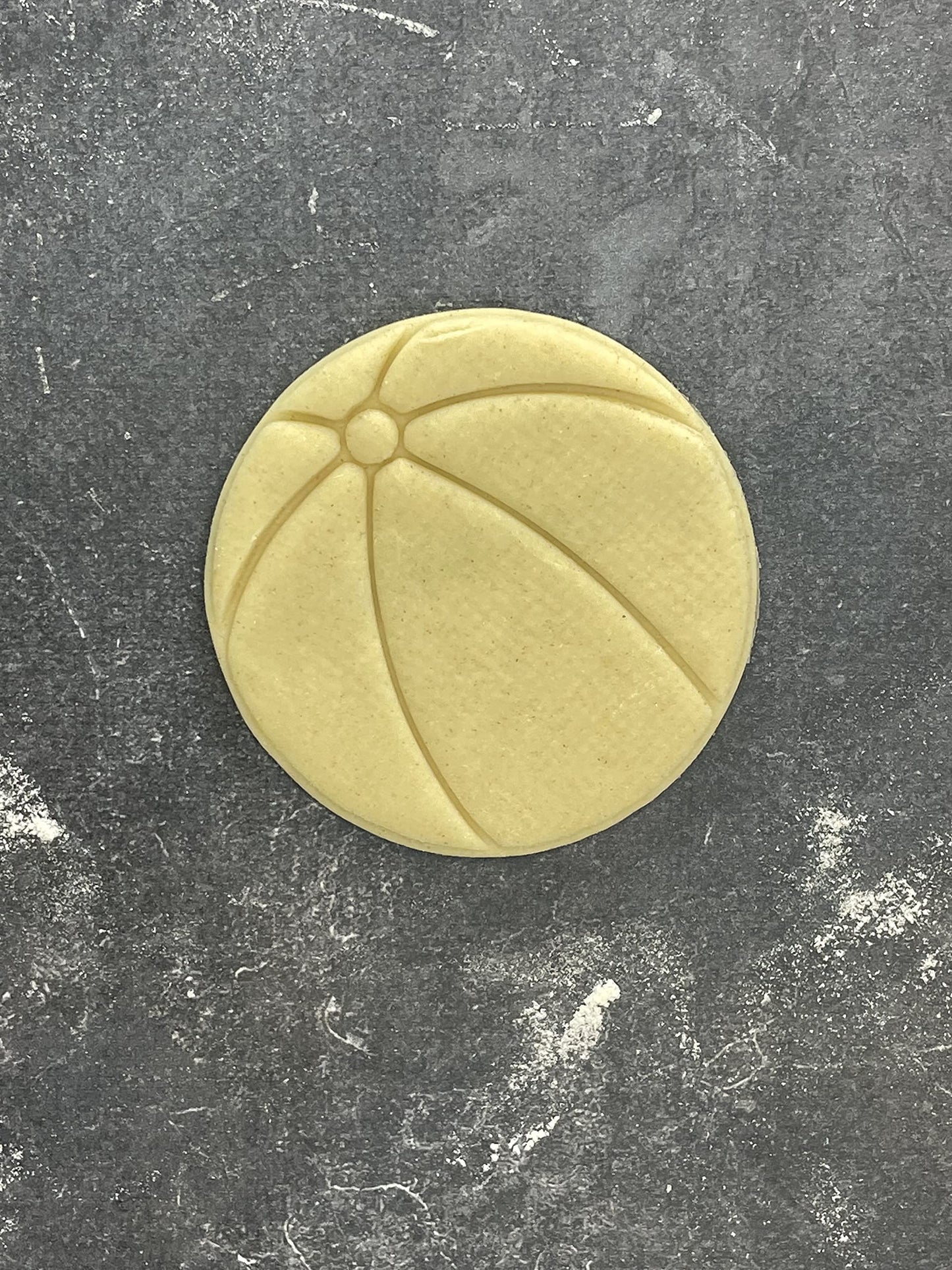 Emporte pièce Ballon plage - Forme - pour la réalisaton de biscuit sablé, patisserie, pate à sucre -Décoration gateau-Fait maison- ELACE