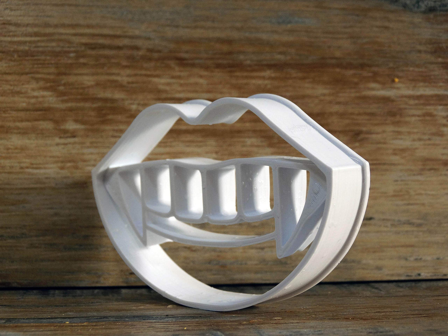 ELACE - Emporte-pièce thème HALLOWEEN motif BOUCHE DE VAMPIRE pour la patisserie, sablé, biscuit, pâte à sucre, pâte à modeler-Décoration gâteau-Fait en France ELACE3D