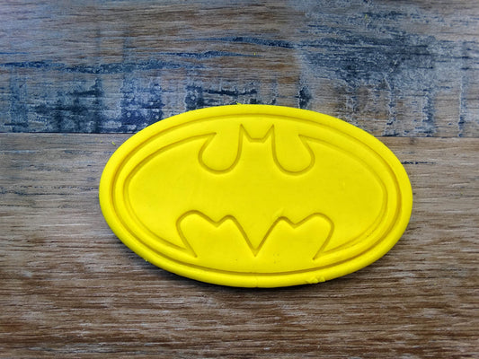 Emporte-pièce BATMAN - Patisserie, sablé, biscuit, pate à sucre, pate à modeler-Décoration gateau-Fait maison- ELACE
