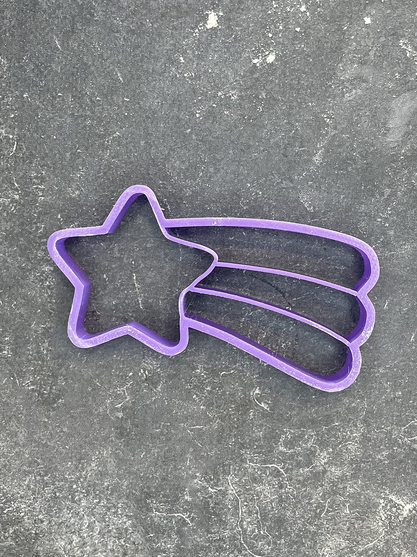 Emporte pièce Etoile filante - Forme - pour la réalisaton de biscuit sablé, patisserie, pate à sucre -Décoration gateau-Fait maison- ELACE