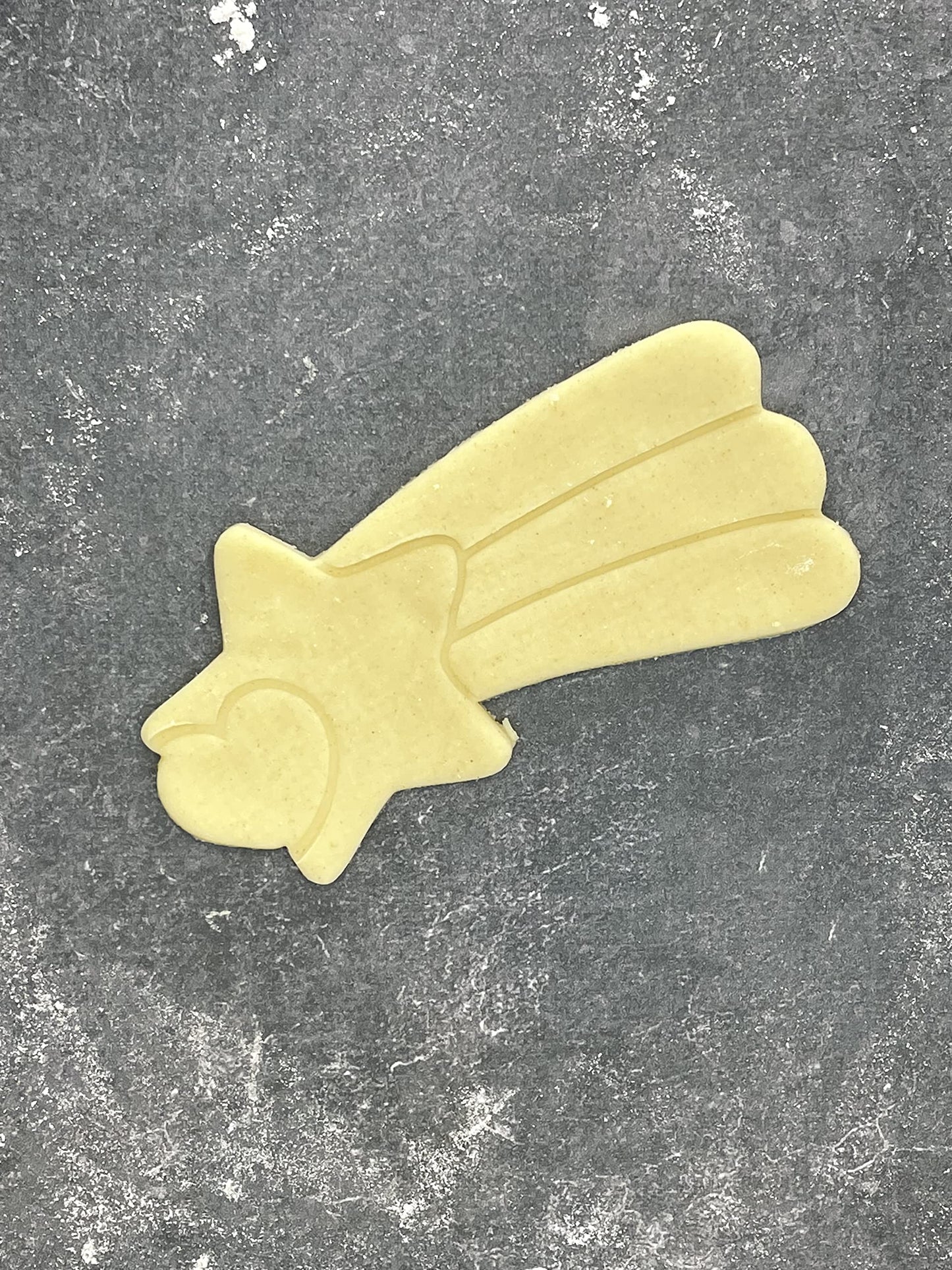 Emporte pièce Etoile filante cœur - Forme - pour la réalisaton de biscuit sablé, patisserie, pate à sucre -Décoration gateau-Fait maison- ELACE