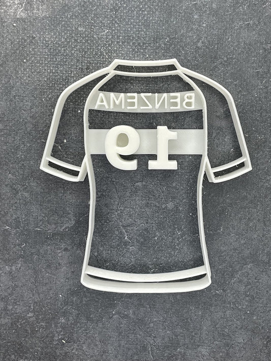 Emporte pièce -Maillot de foot avec prénom - Personnalisation - pour la réalisaton de biscuit sablé, patisserie, pate à sucre -Décoration gateau-Fait maison- ELACE