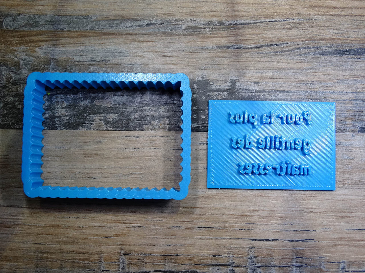 Emporte-pièce message Pour la plus gentille des maitresses Patisserie, sablé, biscuit, pate à sucre, pate à modeler-Décoration gateau- ELACE