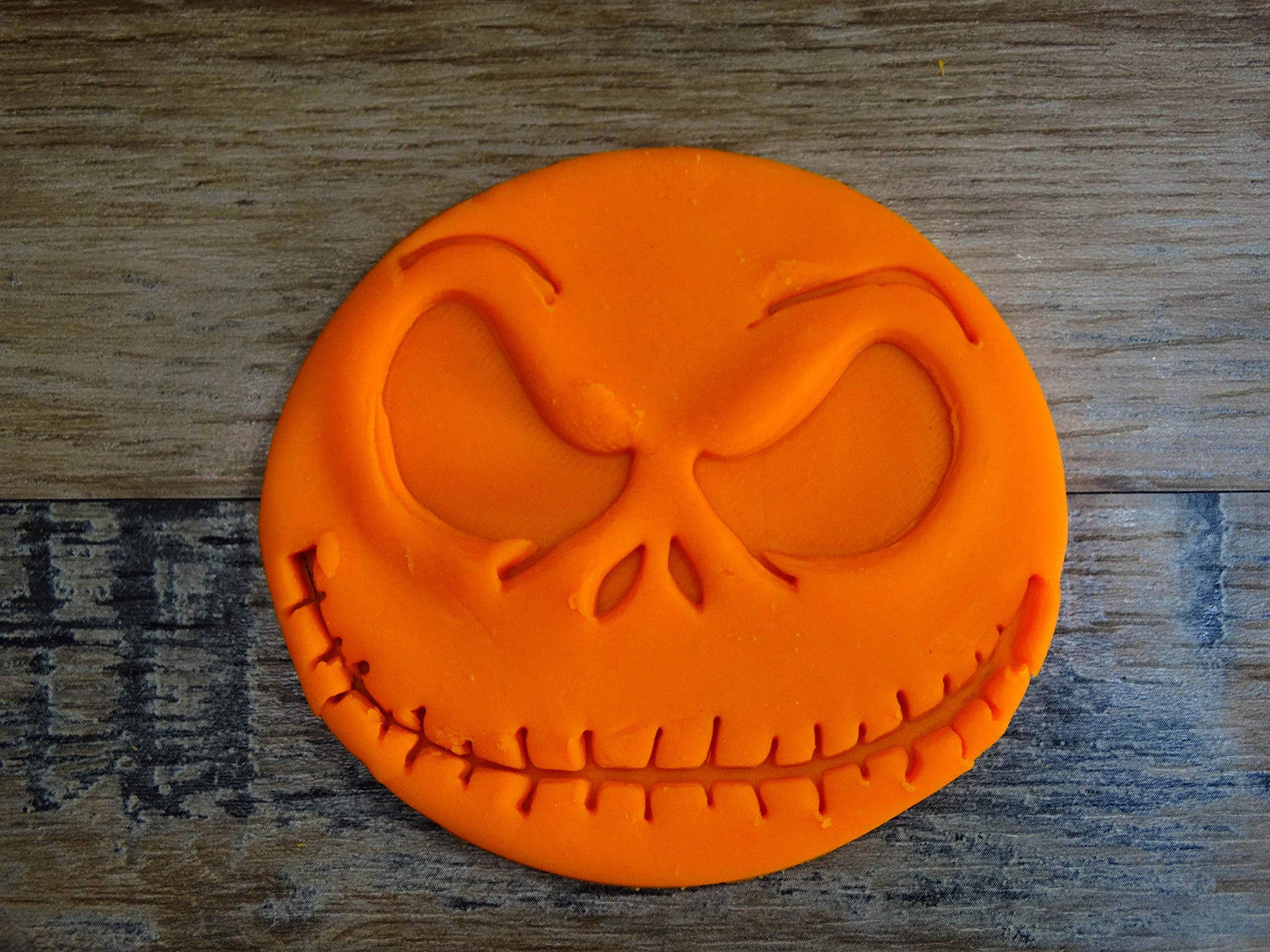 ELACE - Emporte-pièce thème HALLOWEEN motif L'Etrange noel de M Jack Sellington pour la patisserie, sablé, biscuit, pâte à sucre, pâte à modeler-Décoration gâteau-Fait en France ELACE3D