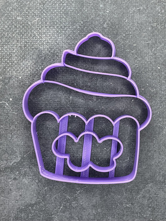 Emporte pièceCupcake nuage Forme - pour la réalisaton de biscuit sablé, patisserie, pate à sucre -Décoration gateau-Fait maison- ELACE