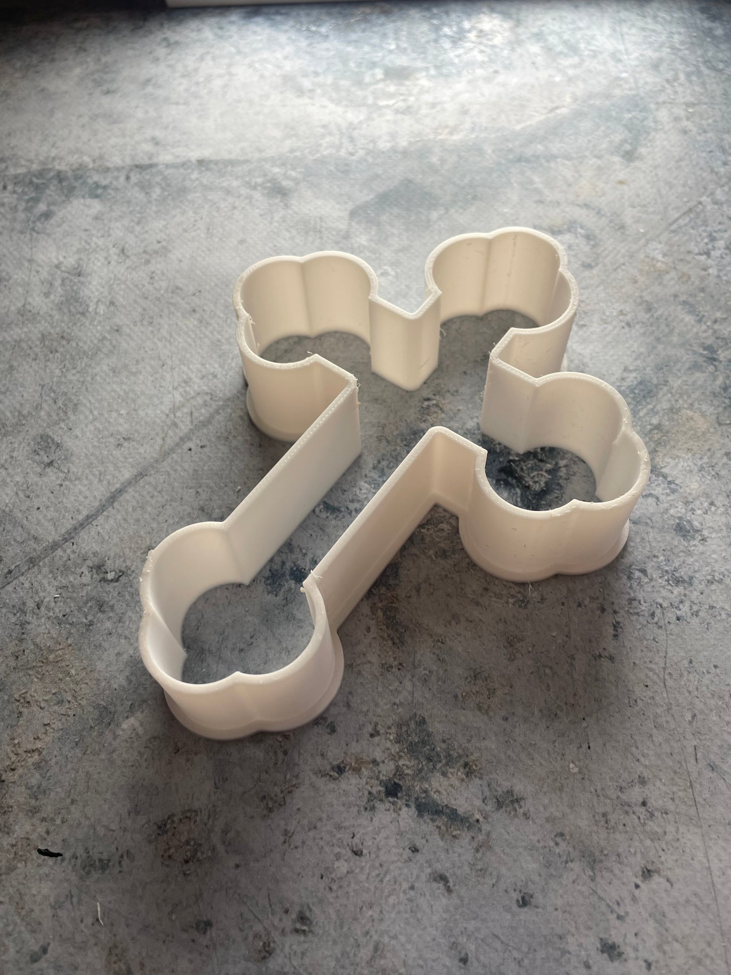 Emporte-pièce - Croix catholique XL-  pâte à sucre, pâte à modeler-Décoration gâteau-Fait maison-France 3D