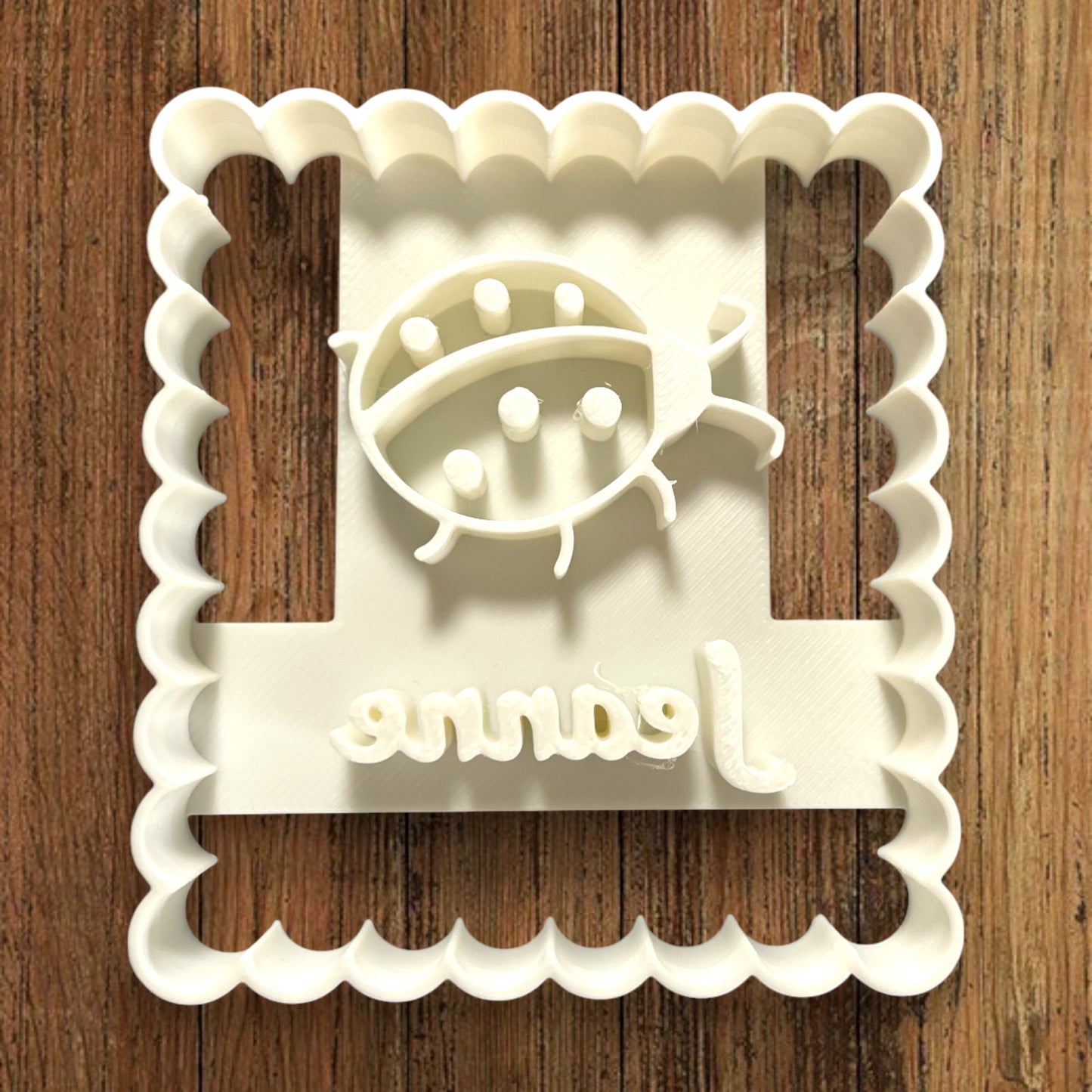 Emporte-pièce Animal Coccinelle à personnaliser dim 7x6.5cm - biscuits sablés pâte à modeler-Décoration gâteau-Fait maison-France 3D