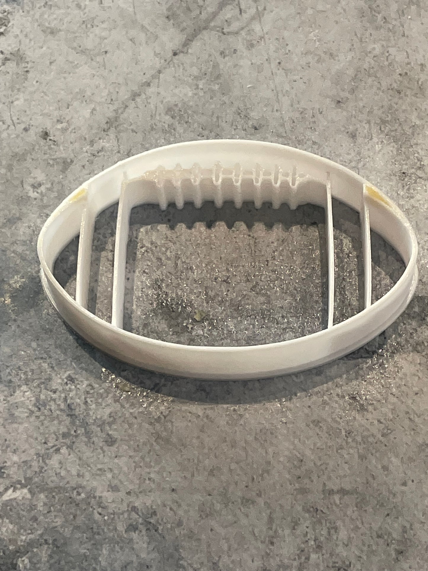 Emporte pièce Ballon NFL - Forme - pour la réalisaton de biscuit sablé, patisserie, pate à sucre -Décoration gateau-Fait maison- ELACE
