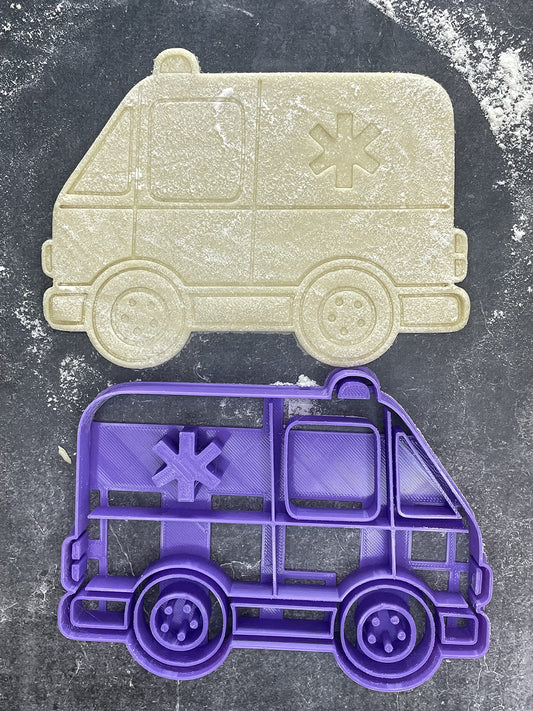 Emporte pièce Ambulance -Vehicule - pour la réalisaton de biscuit sablé, patisserie, pate à sucre -Décoration gateau-Fait maison- ELACE