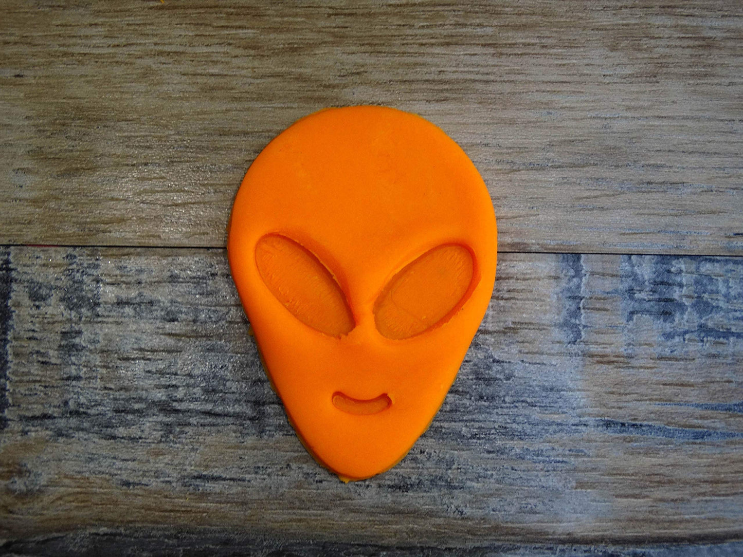 ELACE - Emporte-pièce thème HALLOWEEN motif ALIEN pour la patisserie, sablé, biscuit, pâte à sucre, pâte à modeler-Décoration gâteau-Fait en France ELACE3D