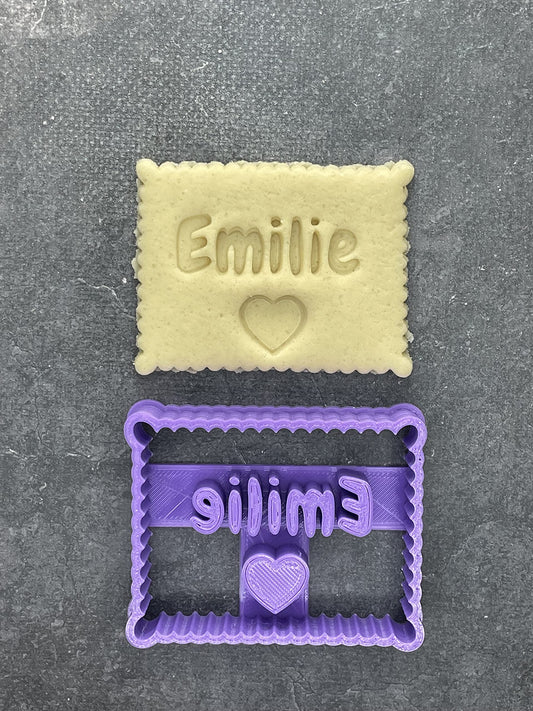 Emporte pièce -Biscuit prénom + motif coeur - Personnalisation - pour la réalisaton de biscuit sablé, patisserie, pate à sucre -Décoration gateau-Fait maison- ELACE