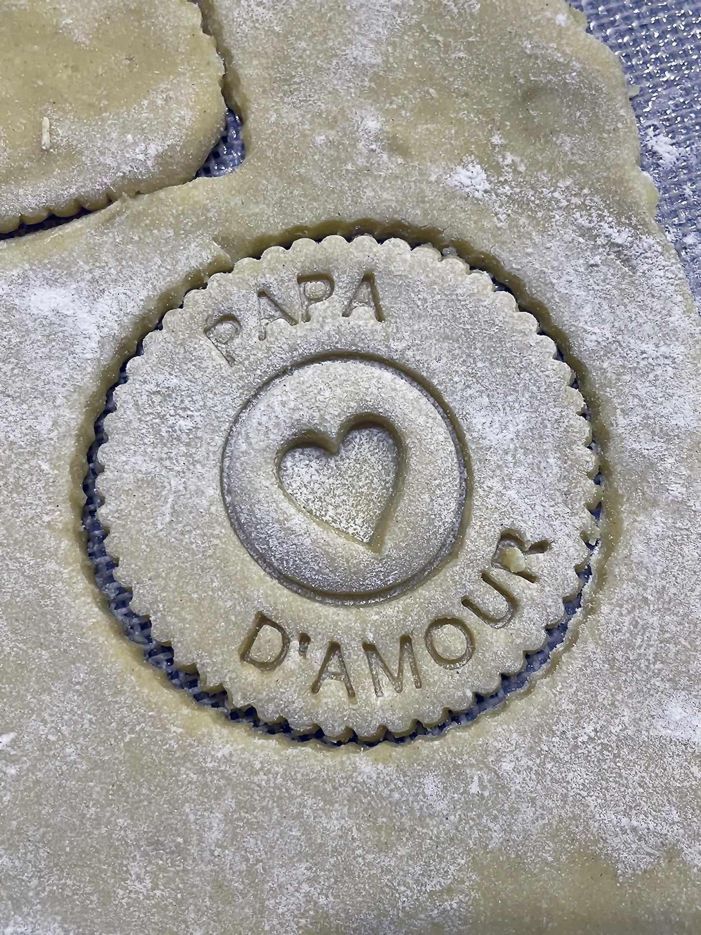 Emporte-pièce - Lot rond Papa d'maour + Maman d'amour - fête de pères des mères pâte à sucre, pâte à modeler-Décoration gâteau-Fait maison-France 3D