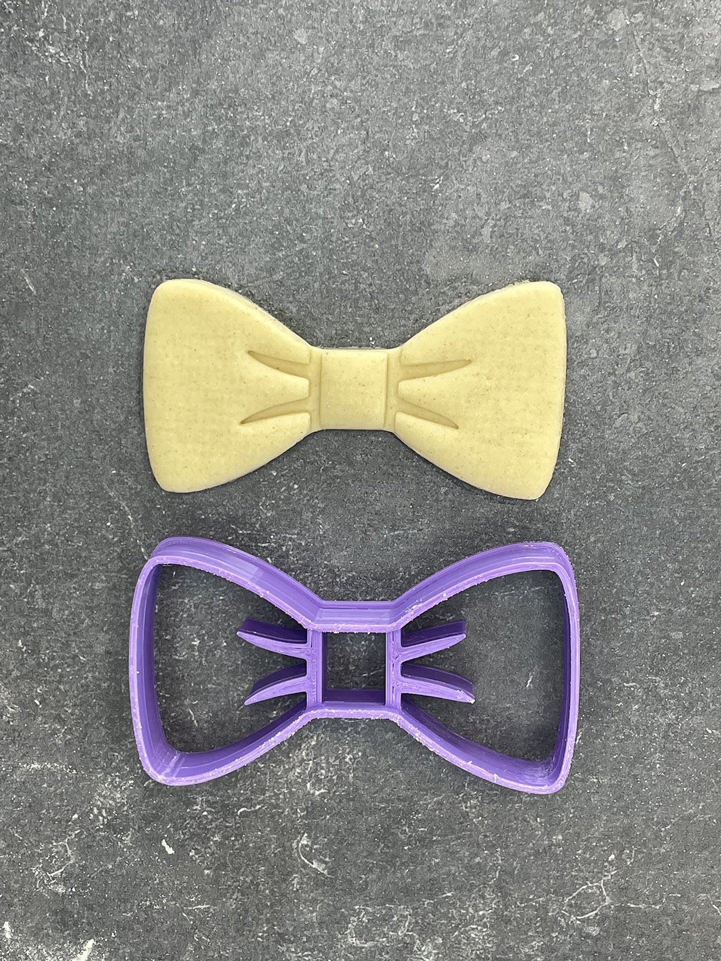 Emporte pièce Nœud papillon - Forme - pour la réalisaton de biscuit sablé, patisserie, pate à sucre -Décoration gateau-Fait maison- ELACE